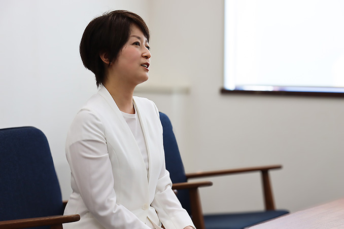 代表取締役社長 河野 良子