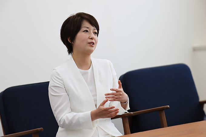 代表取締役社長 河野 良子