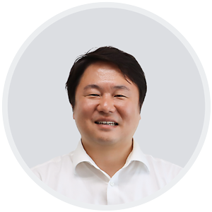 山上 隆
